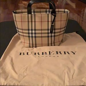 Burberry Small teacup top handle bag